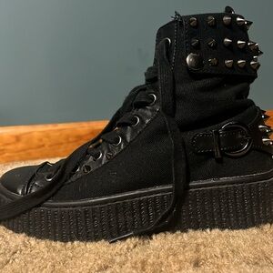 Demonia Death Punch Creeper